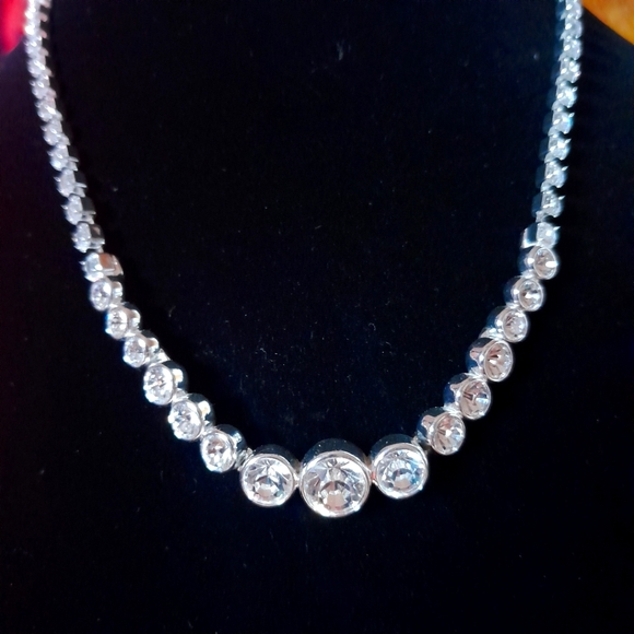 NWT Y2K Monet Silvertone & Rhinestone Iced-Out Adjustable Necklace - Picture 5 of 13